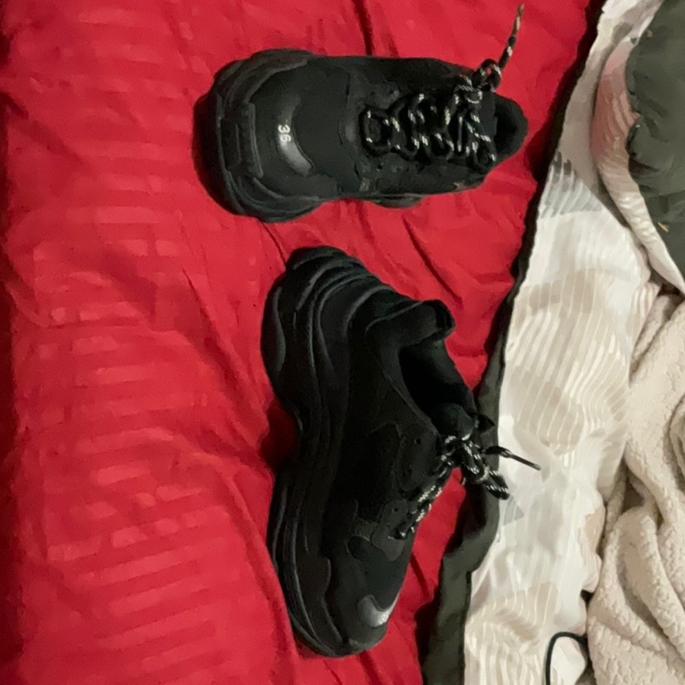 Balenciaga sneakers - Picture 3 of 3